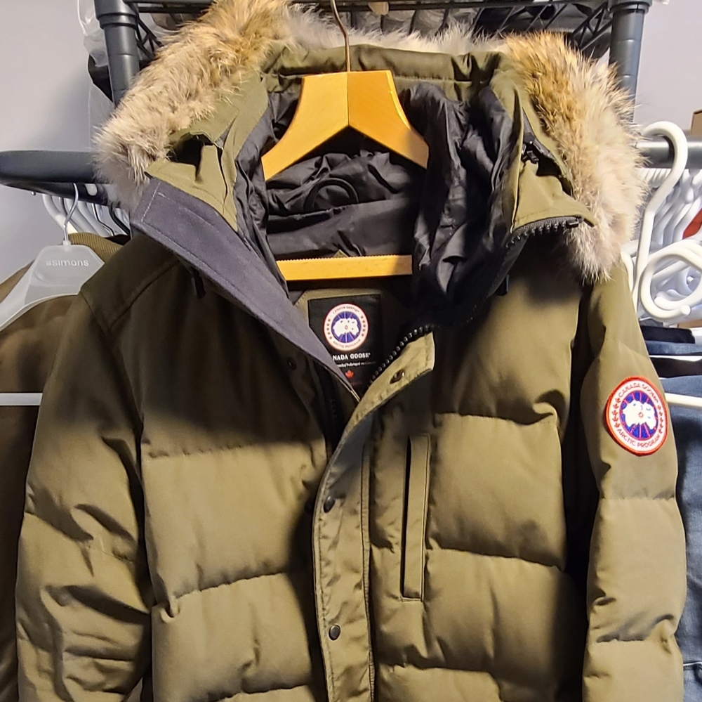 Canada Goose Carson Parka, Large, Military Green